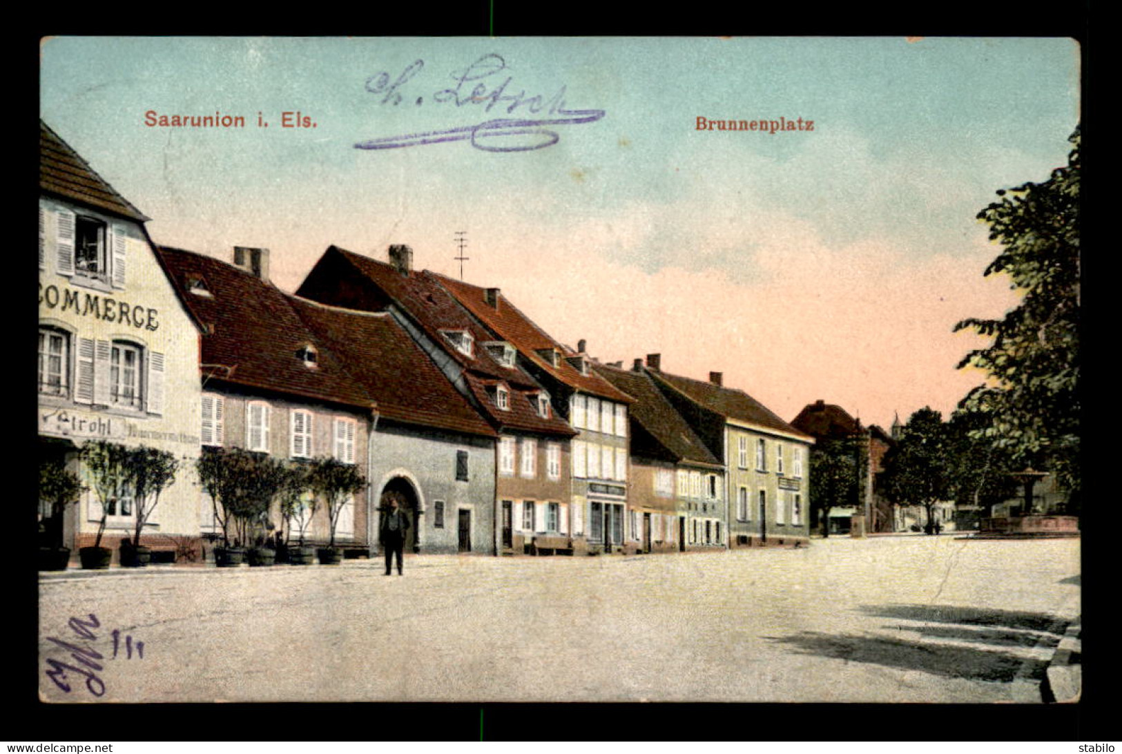 67 - SARRE-UNION - SAARUNION - BRUNNENPLATZ - VOIR ETAT - Sarre-Union