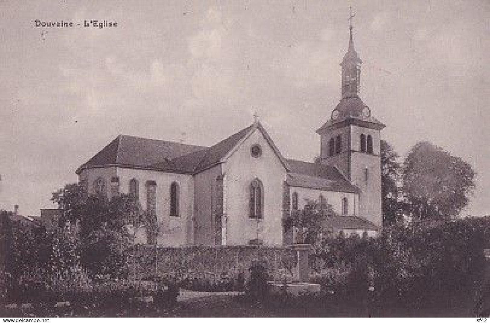 DOUVAINE                       L église - Douvaine