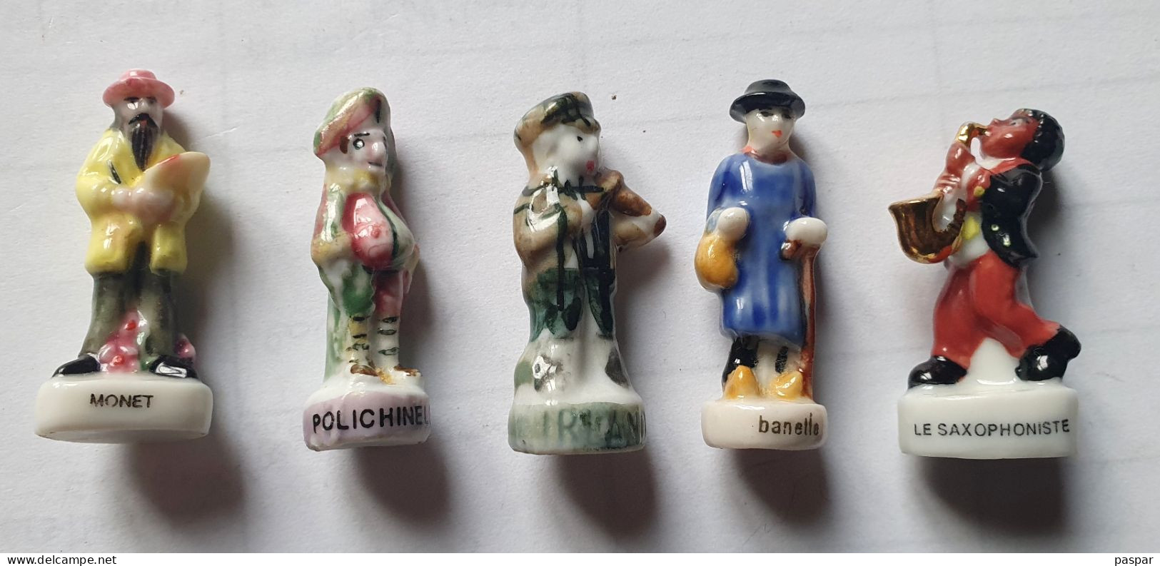 Lot 5 Fèves Saxophoniste, Monet, Auvergnat Banette, Polichinelle, Irlande - Characters