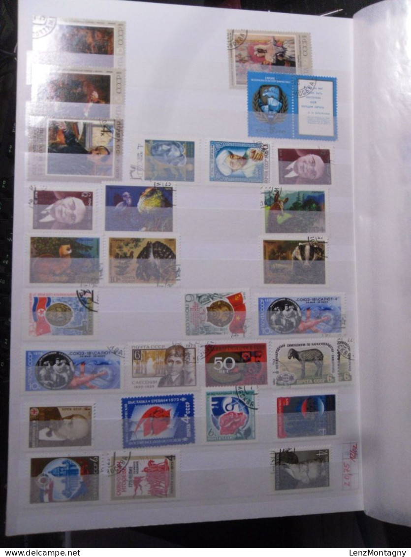 Collection de timbres Russie - URSS dans 2 classeurs neuf **, oblitéré, selon Scans