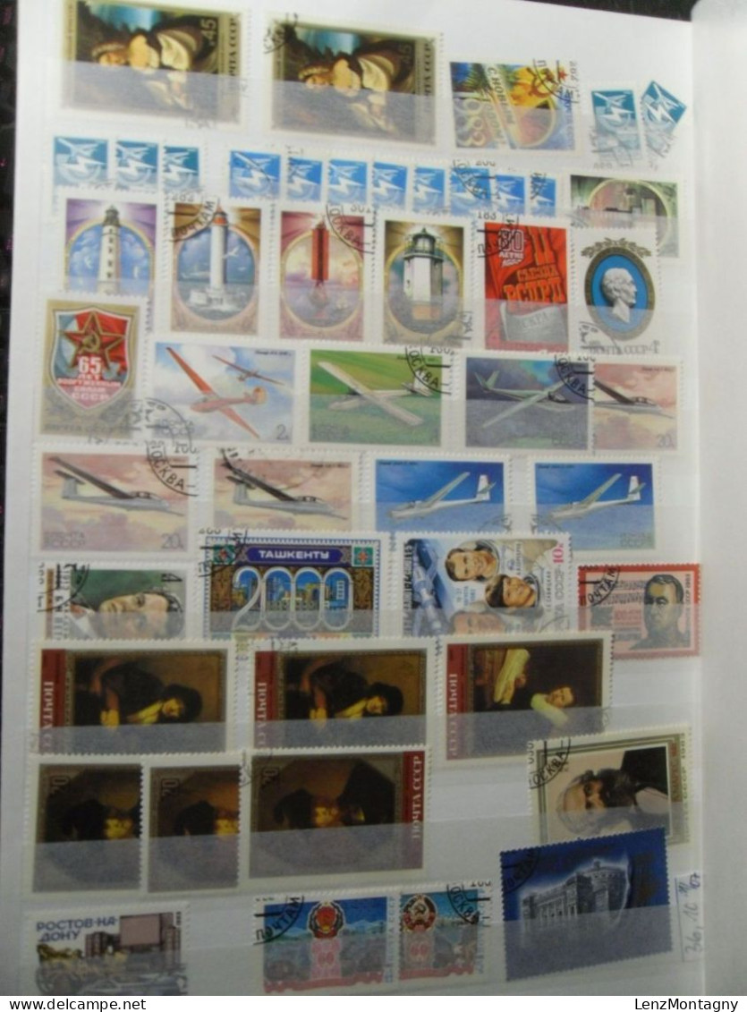 Collection de timbres Russie - URSS dans 2 classeurs neuf **, oblitéré, selon Scans