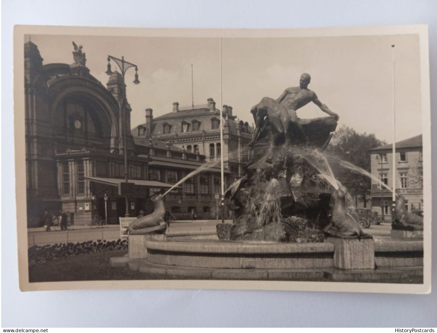 Schwerin I. M, Am Bahnhof, Brunnen, 1935 - Schwerin