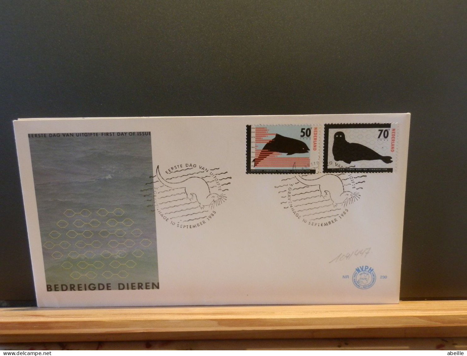 104/447  FDC  NEDERLAND - Dolphins