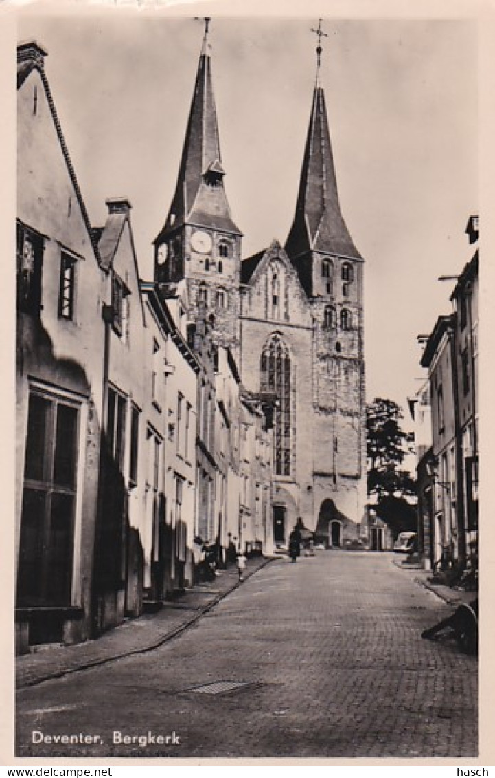 4850a166Deventer, Bergkerk. (FOTOKAART) (Zie Achterkant)  - Deventer