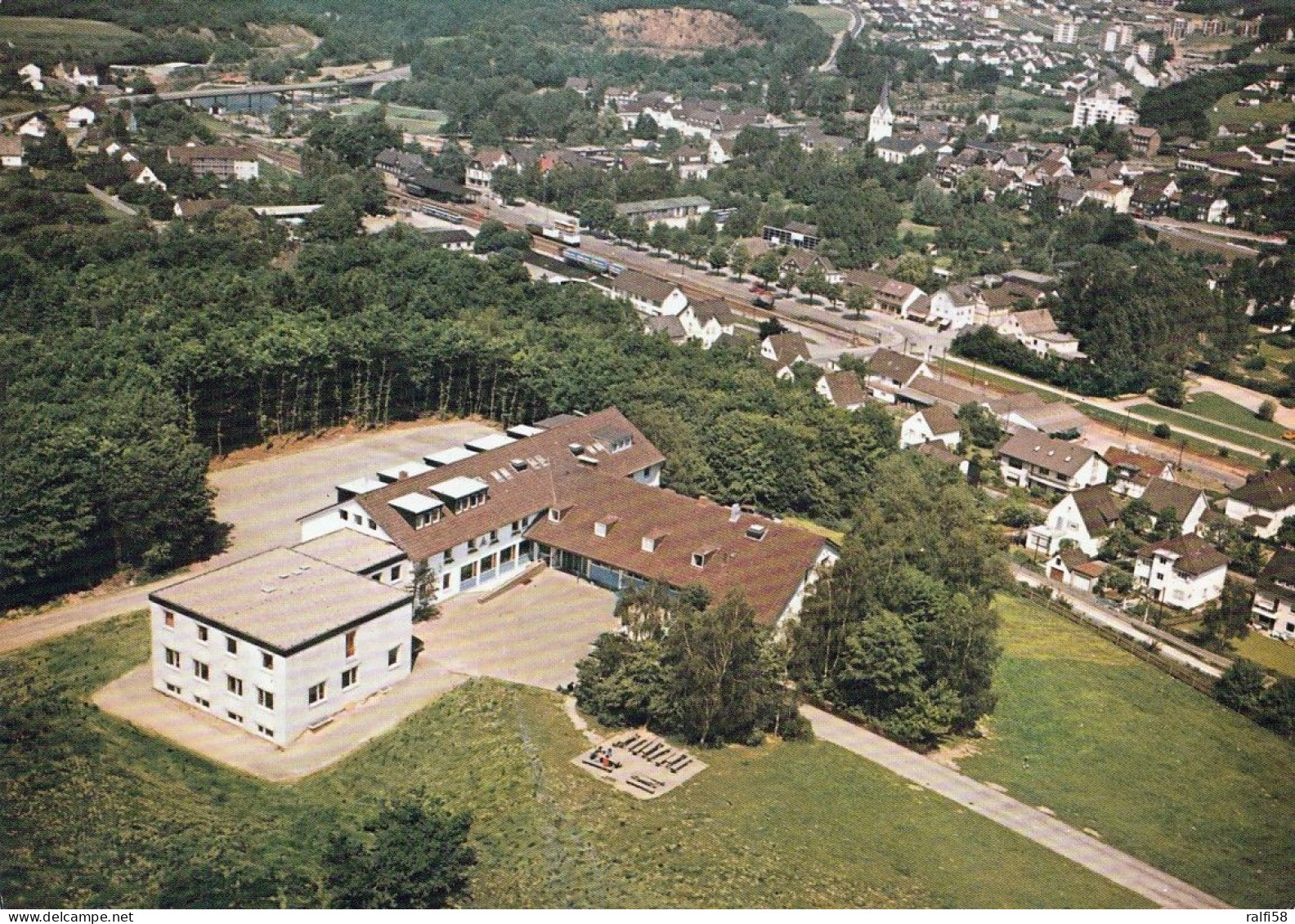 1 AK Germany / NRW * Blick Auf Die Jugendherberge In Der Stadt Wiehl - Luftbildaufnahme * - Wiehl