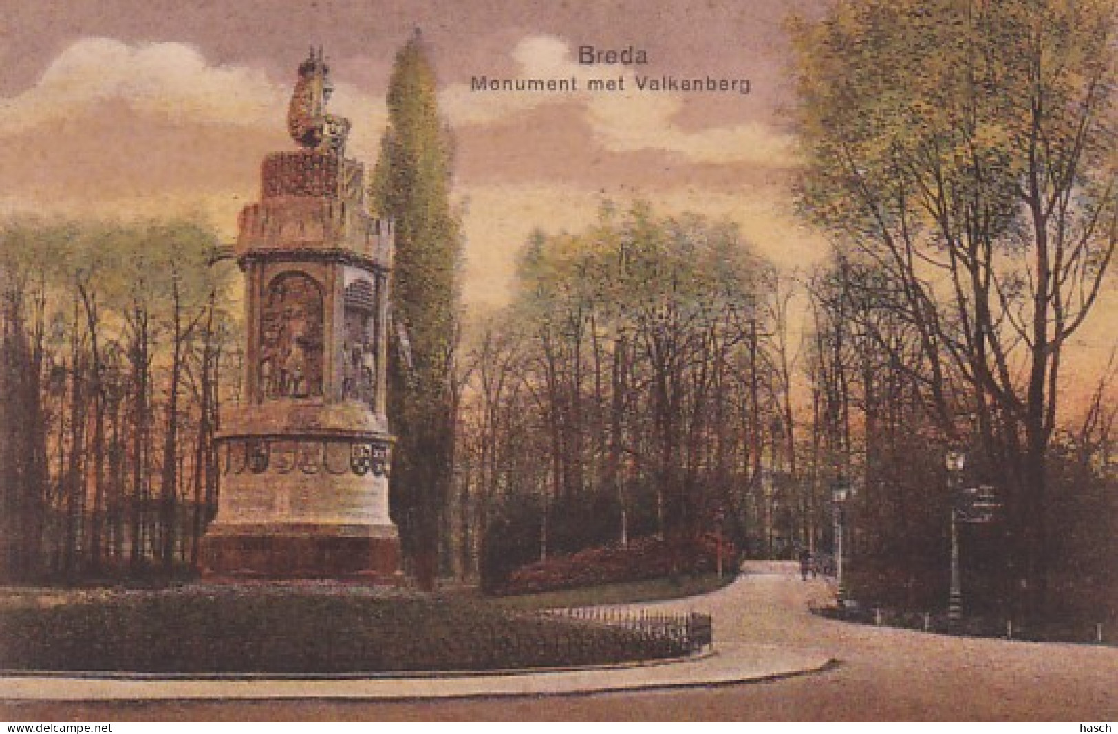 485057Breda, Monument Met Valkenberg. - Breda