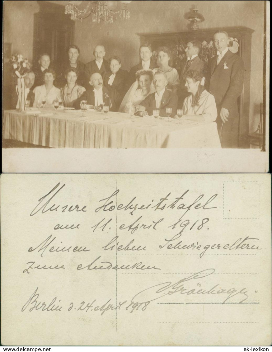 Hochzeitsfeier In Berlin, Wohnung Tafel Gruppenbild 1918 Privatfoto - Marriages
