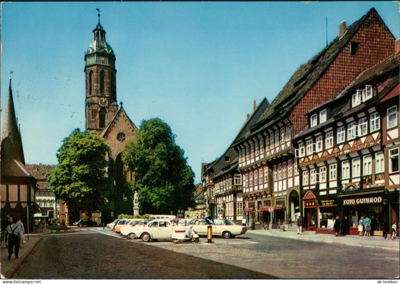Einbeck Marktplatz, Auto Parkplatz, Div. Autos Ua. VW Käfer 1973/1971 - Einbeck