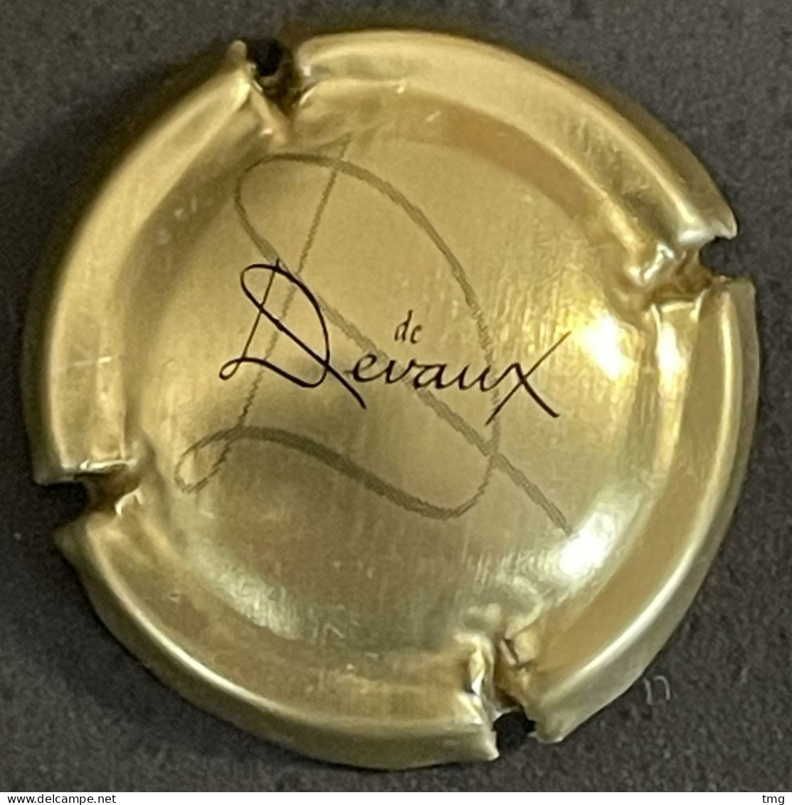 126 - 12 - De Devaux (Or Et Noir) Petites Lettres (côte 1,5 €) Capsule De Champagne - Devaux