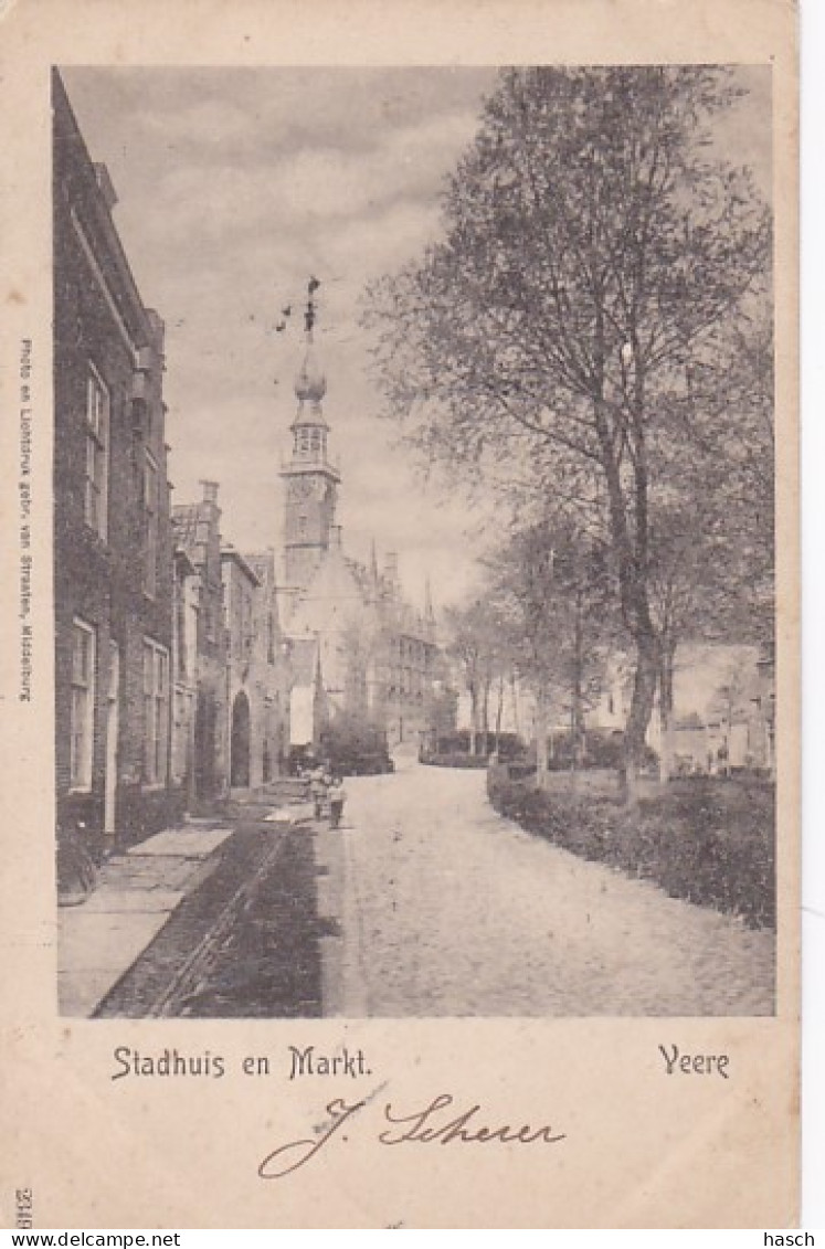 485554Veere, Stadhuis En Markt. (Poststempel 1903) (Minuscule Vouwen In De Hoeken) - Veere