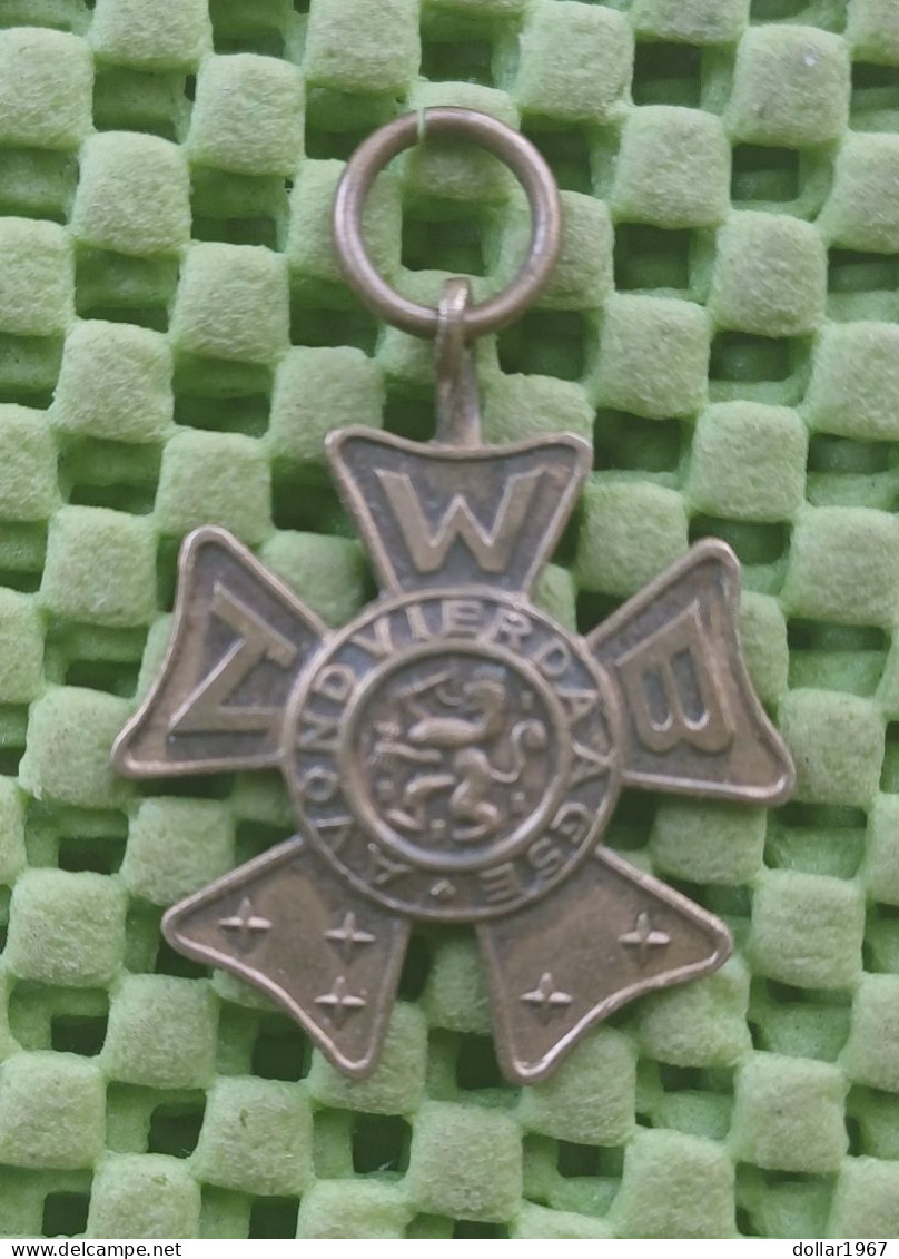 Medaille - Het Nederlandse  Avondvierdaagse N.W.B.-  Original Foto  !!  Medallion  Dutch - Other & Unclassified