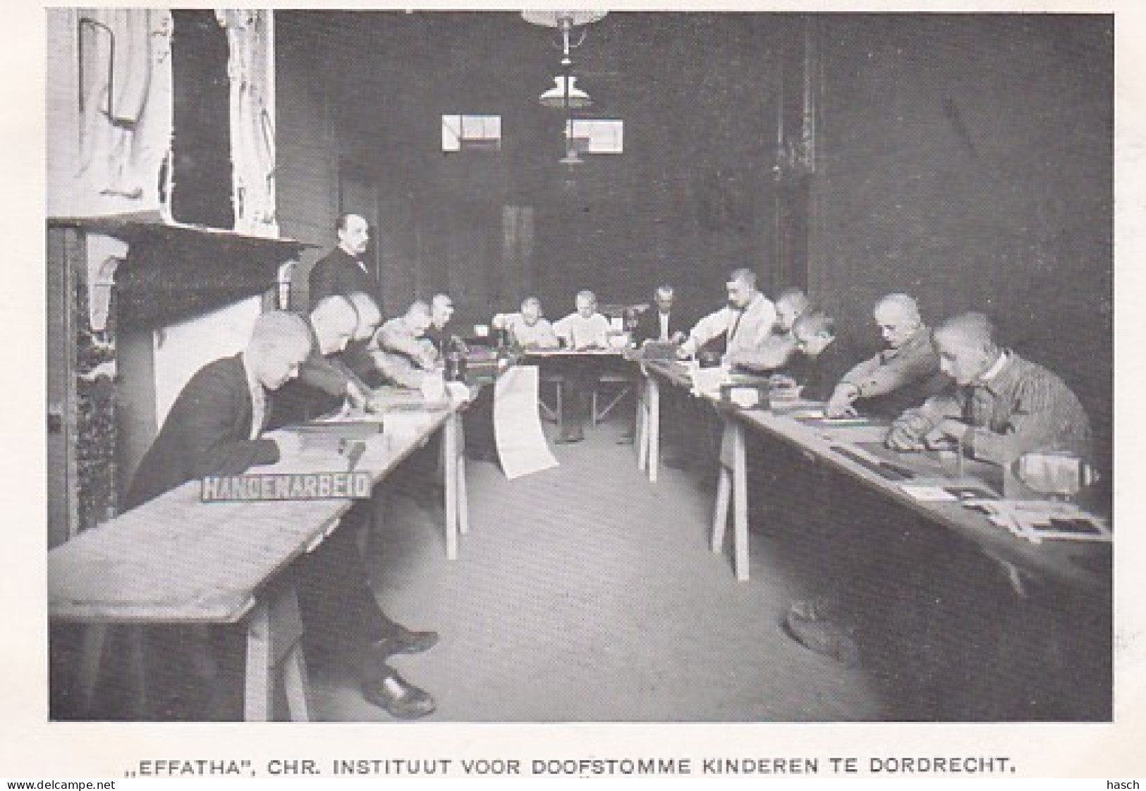 485854Dordrecht, ,,Effatha''. Handenarbeid (kanten Afgeknipt)   - Dordrecht