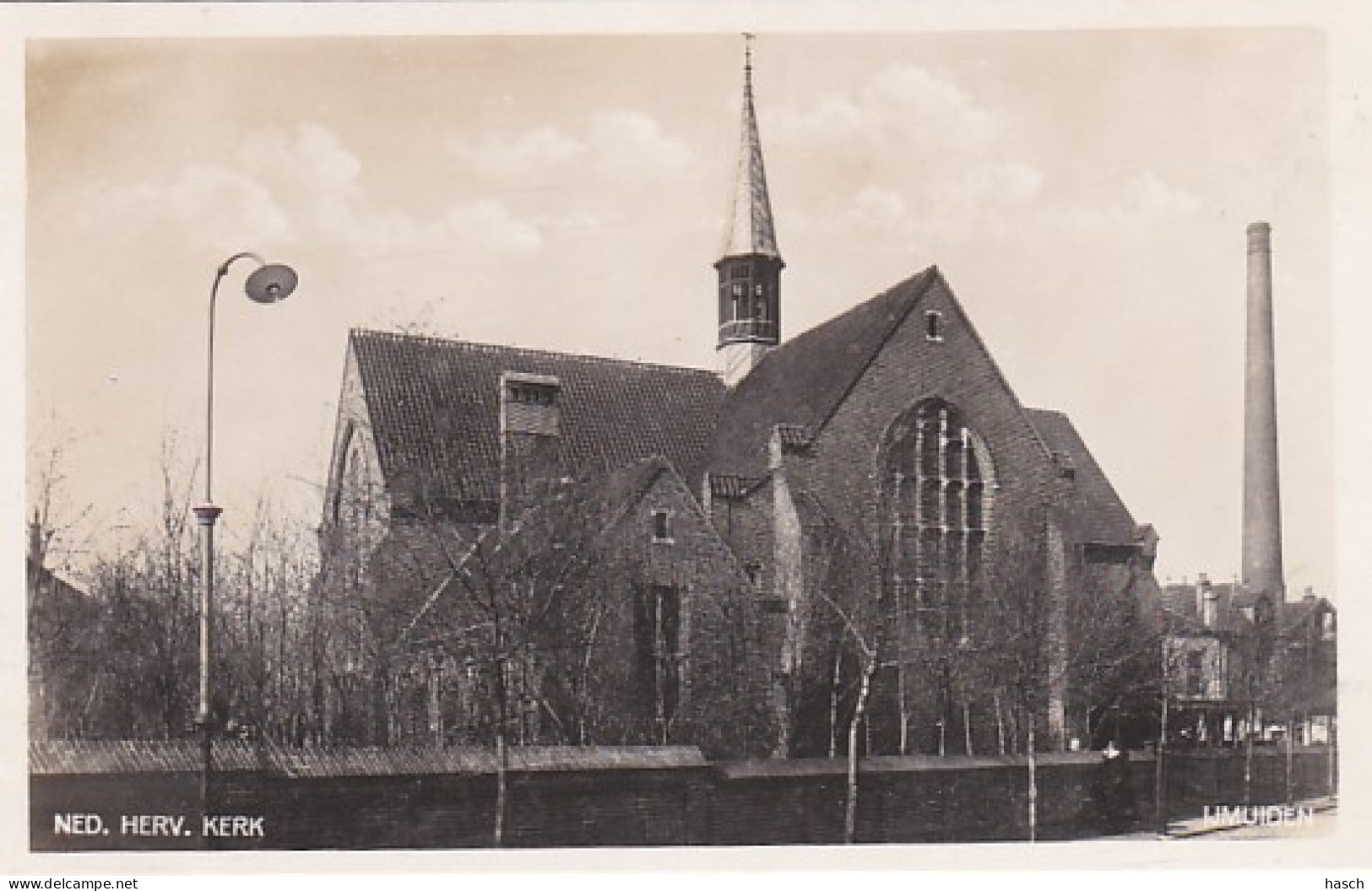 4858374IJmuiden, Ned. Herv. Kerk. (FOTOKAART)  - IJmuiden