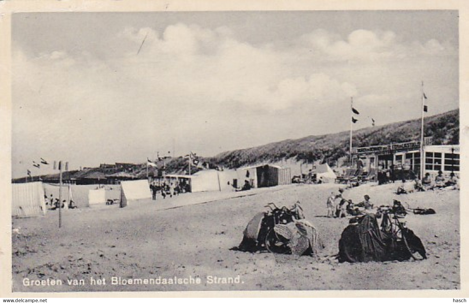 4858411Groeten Van Het Bloemendaalsche Strand. (plakkers Zie Achterkant)  - Bloemendaal