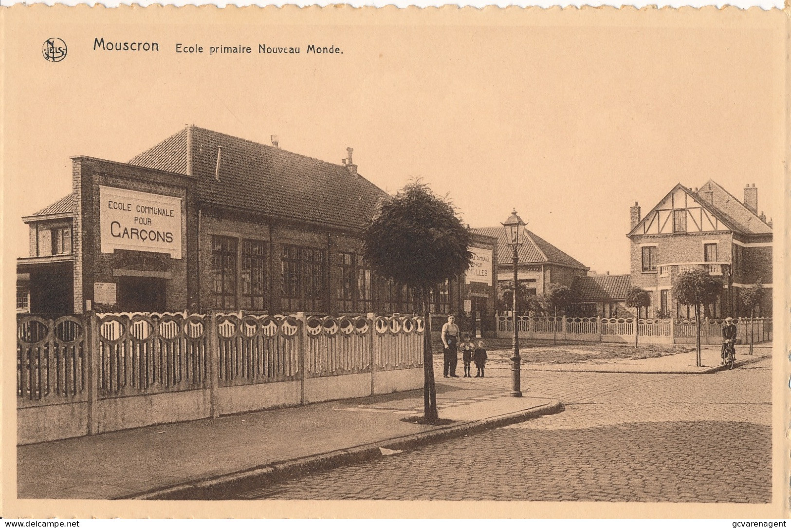 MOUSCRON  ECOLE PRIMAIRE NOUVEAU MONDE                      ZIE AFBEELDINGEN - Mouscron - Moeskroen