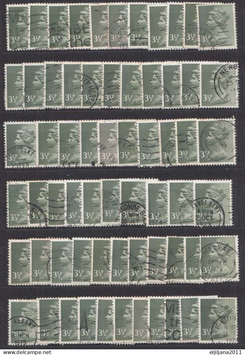 ⁕ GB / UK / QEII. ⁕ Queen Elizabeth II. Machin, definitives ⁕ 1970 stamps in two albums - see scan 37 pages (7v perfin)