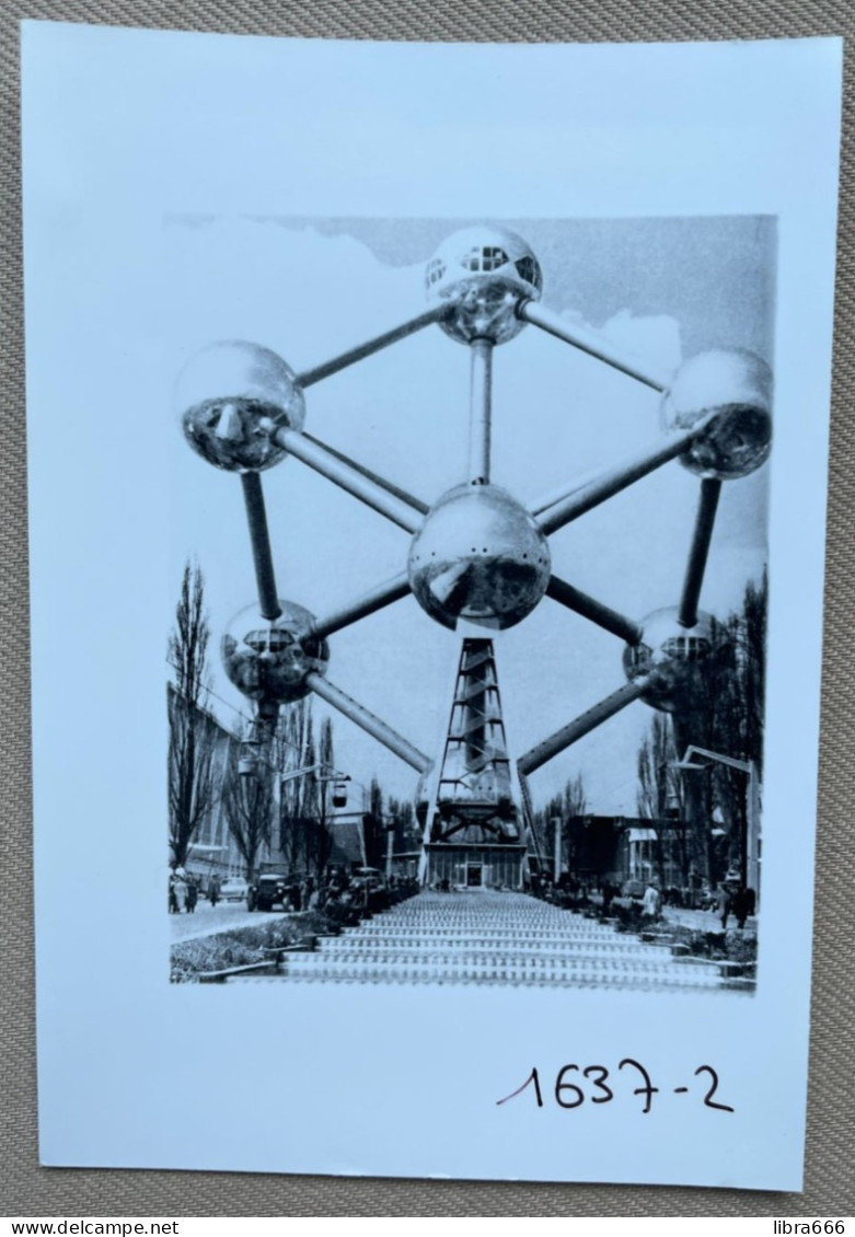 BRUSSELS EXPO 1958 - Atomium - 15 X 10 Cm. (REPRO PHOTO ! Zie Beschrijving, Voir Description, See Description) ! - Lieux