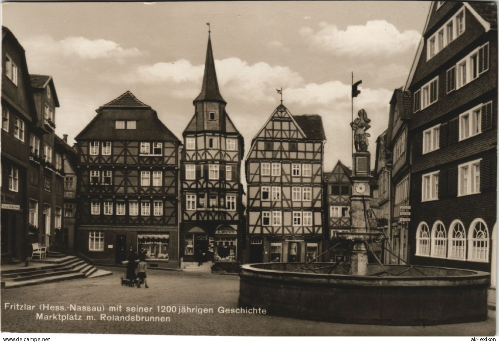 Ansichtskarte Fritzlar Marktplatz M. Rolandsbrunnen 1930 - Fritzlar