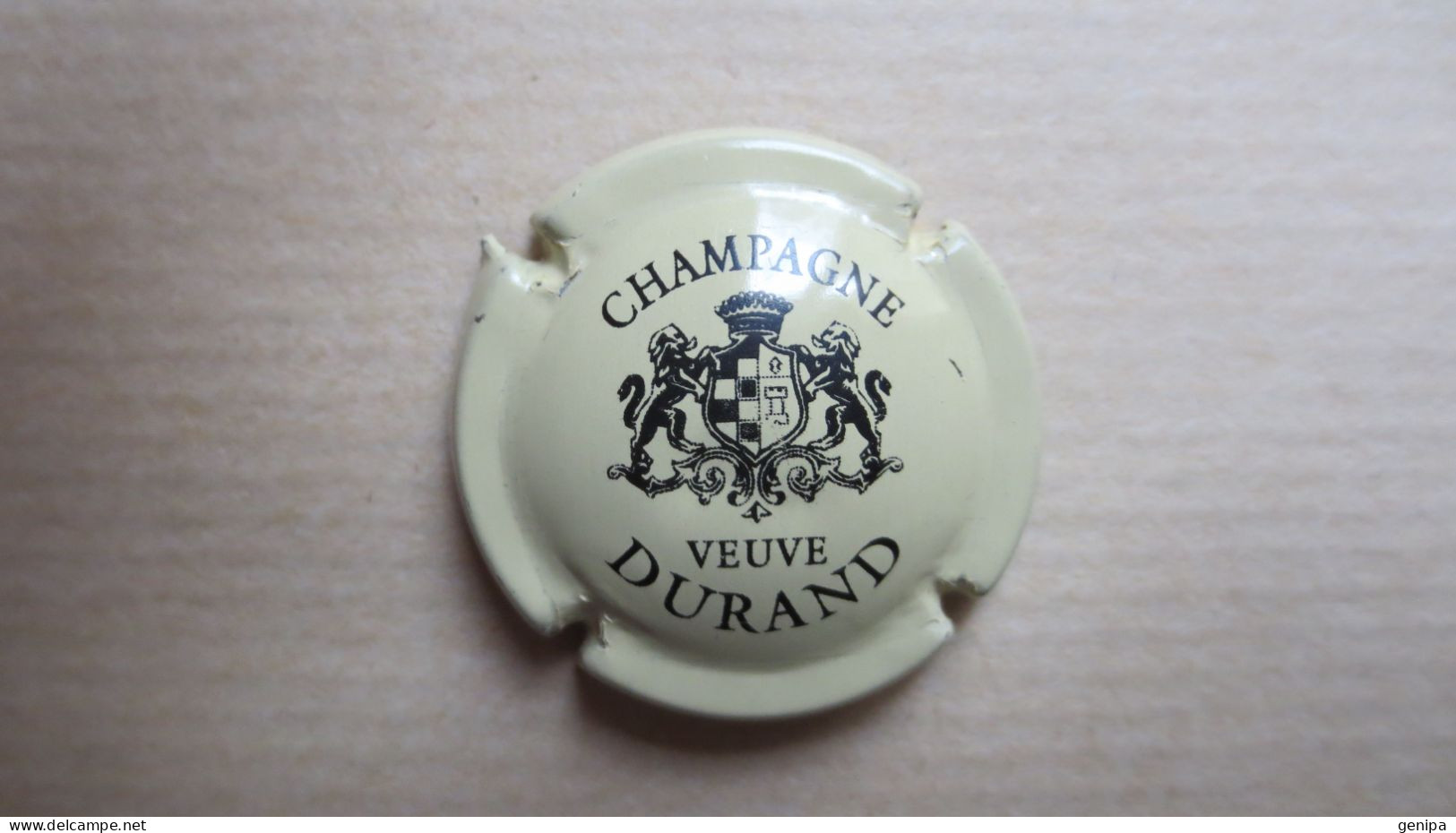 CAPSULE CHAMPAGNE VEUVE DURAND. Crème Et Noir - Durand (Veuve)