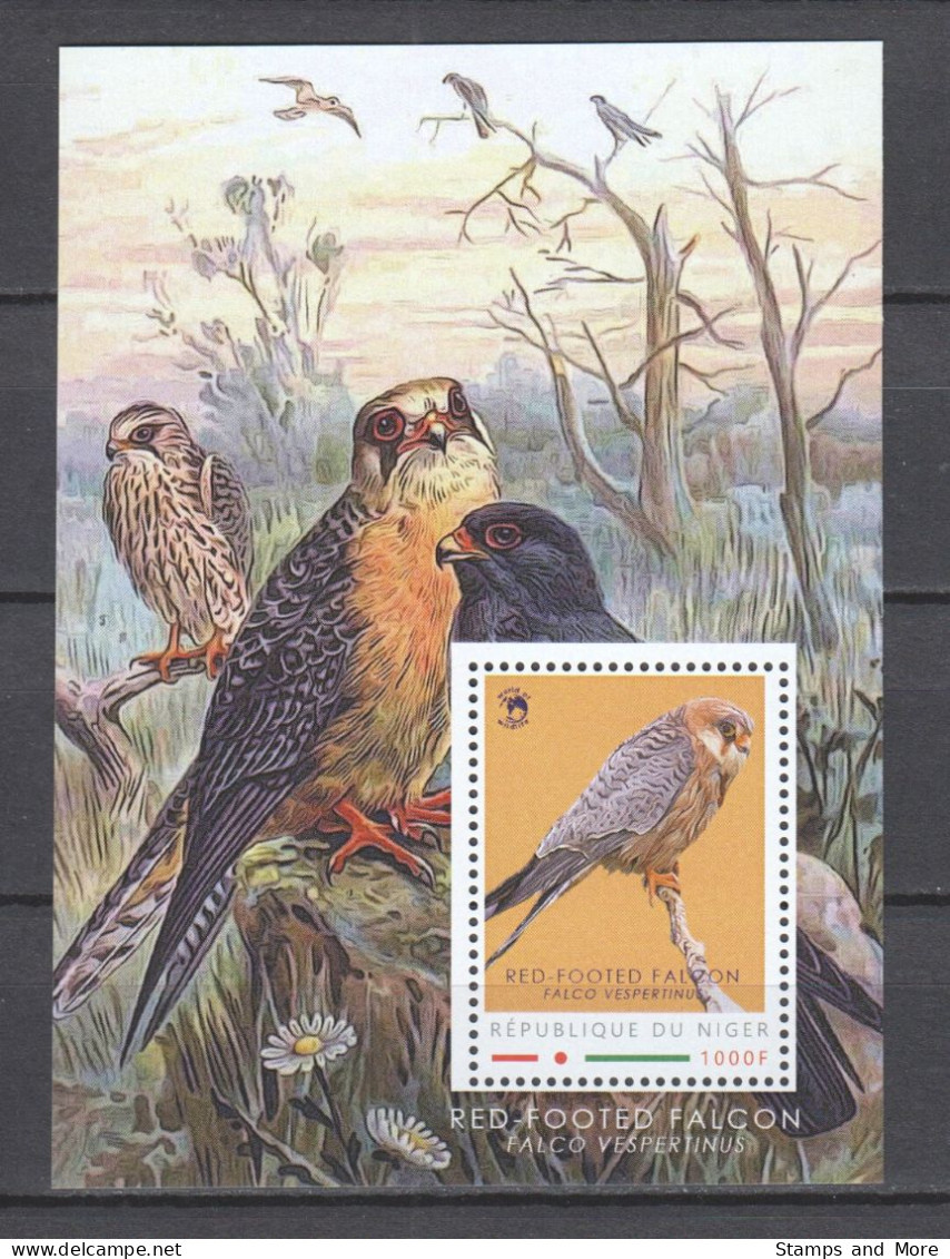 Nigeria - MNH Sheet RED FOOTED FALCON - Giraffen