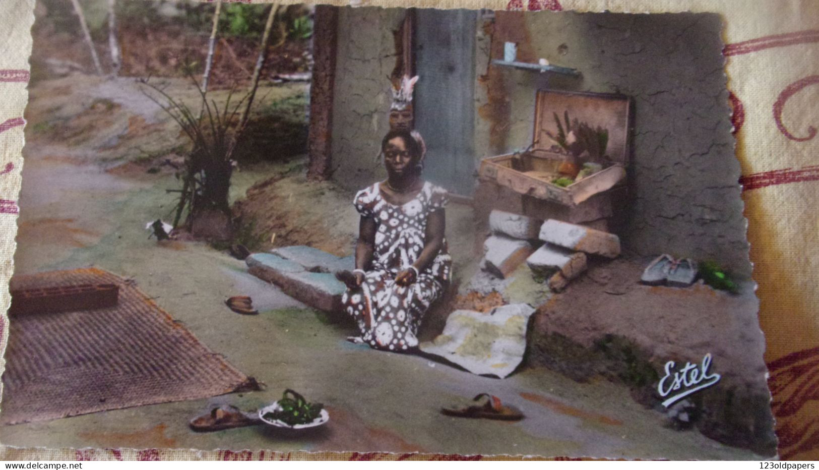 COTE D IVOIRE ABIDJAN DANS LA FORET DE BANCO ARTISTE INDIGENE - Elfenbeinküste