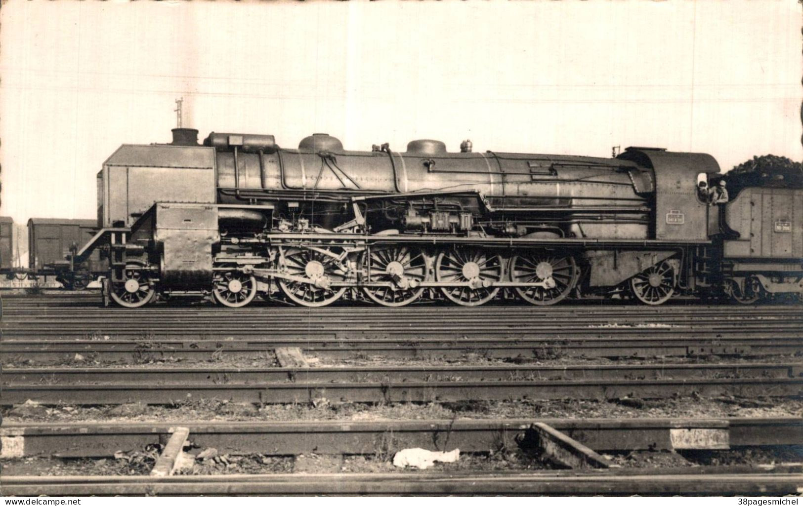 K0303 - TRAIN - 241 PLM - Railway