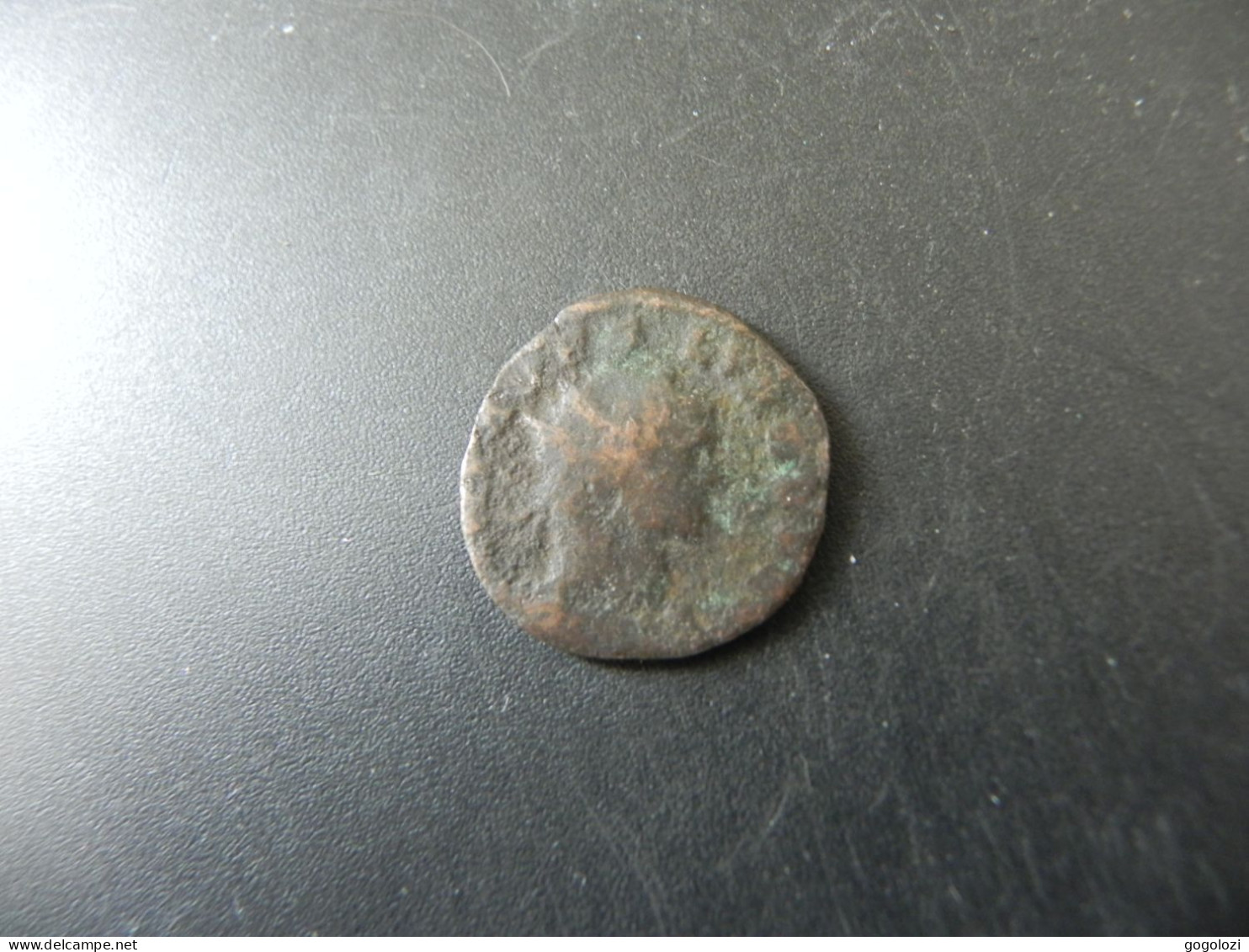 Ancient Roman Coin - To Be Identified - Autres & Non Classés