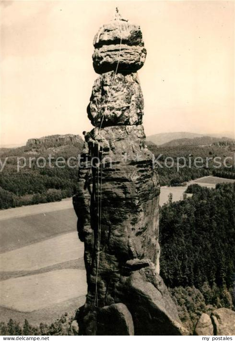 73112175 Klettern Bergsteigen Fels Pfaffenstein Barbarine   - Alpinisme