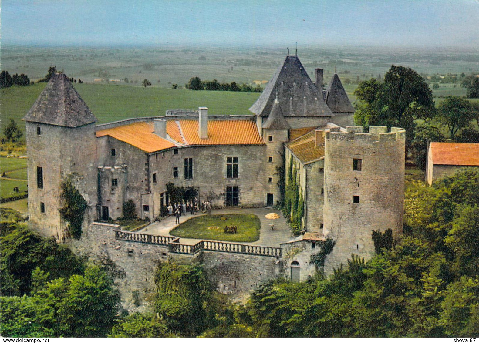 63 - Aigueperse - Château De La Roche - Aigueperse