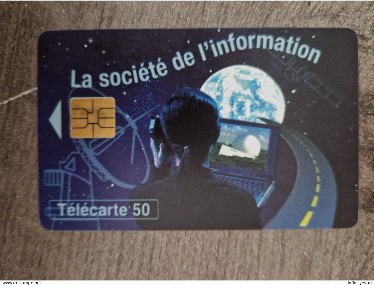 F658 JD - SOCIETE DE L'INFO 50 SO3 JD COTE 26E - 1996