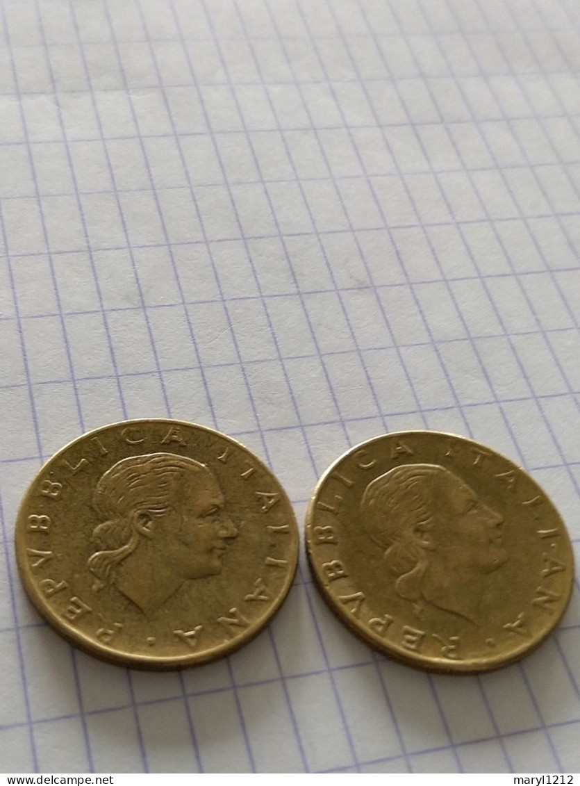 5 Pièces De 200 Lires 1977 -1979 - 1980 -1981 - 1981 - 200 Lire