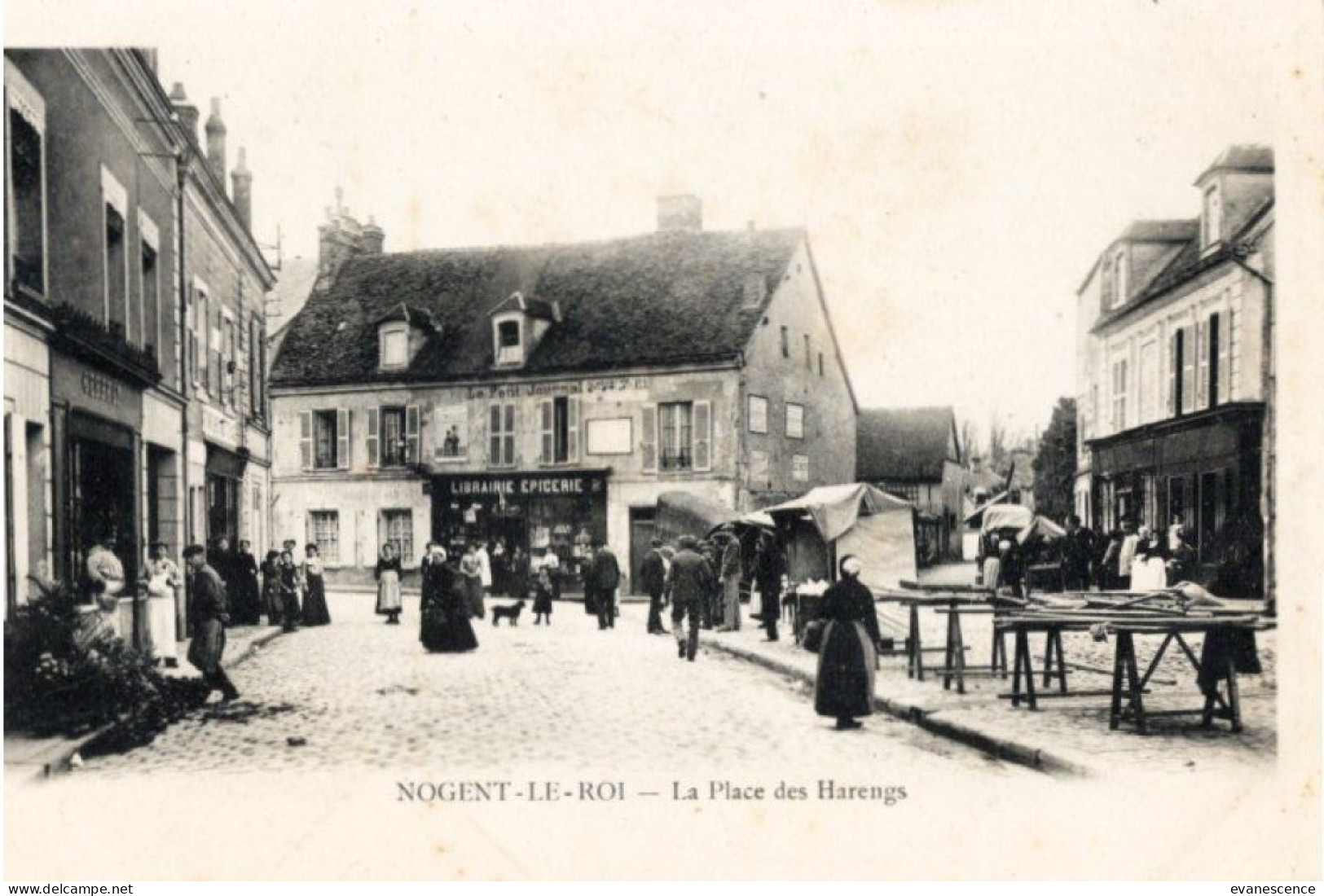 28 :  Nogent Le Roi :  La Place Des Harengs      /// Ref Mars 24. /// BO. 28 - Nogent Le Roi