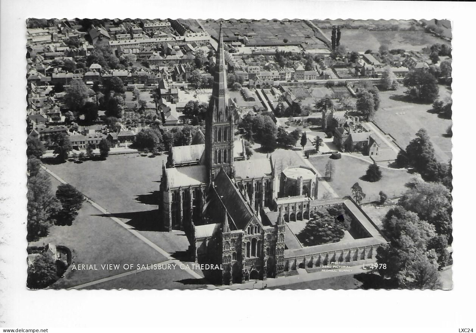 AERIAL VIEW OF SALISBURY CATHEDRAL. - Salisbury