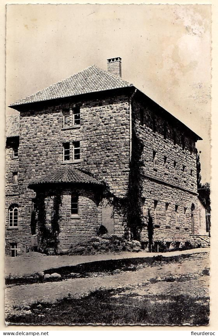 65 - B57008CPSM - TOURNAY - Abbaye - Aile Sud - Bon état - HAUTES-PYRENEES - Tournay