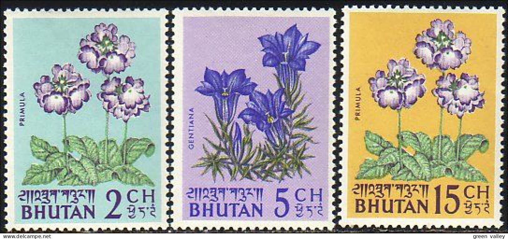 192 Bhutan Fleurs Flowers Blumen VLH * Neufs Avec Charniere (BHU-4) - Bhoutan