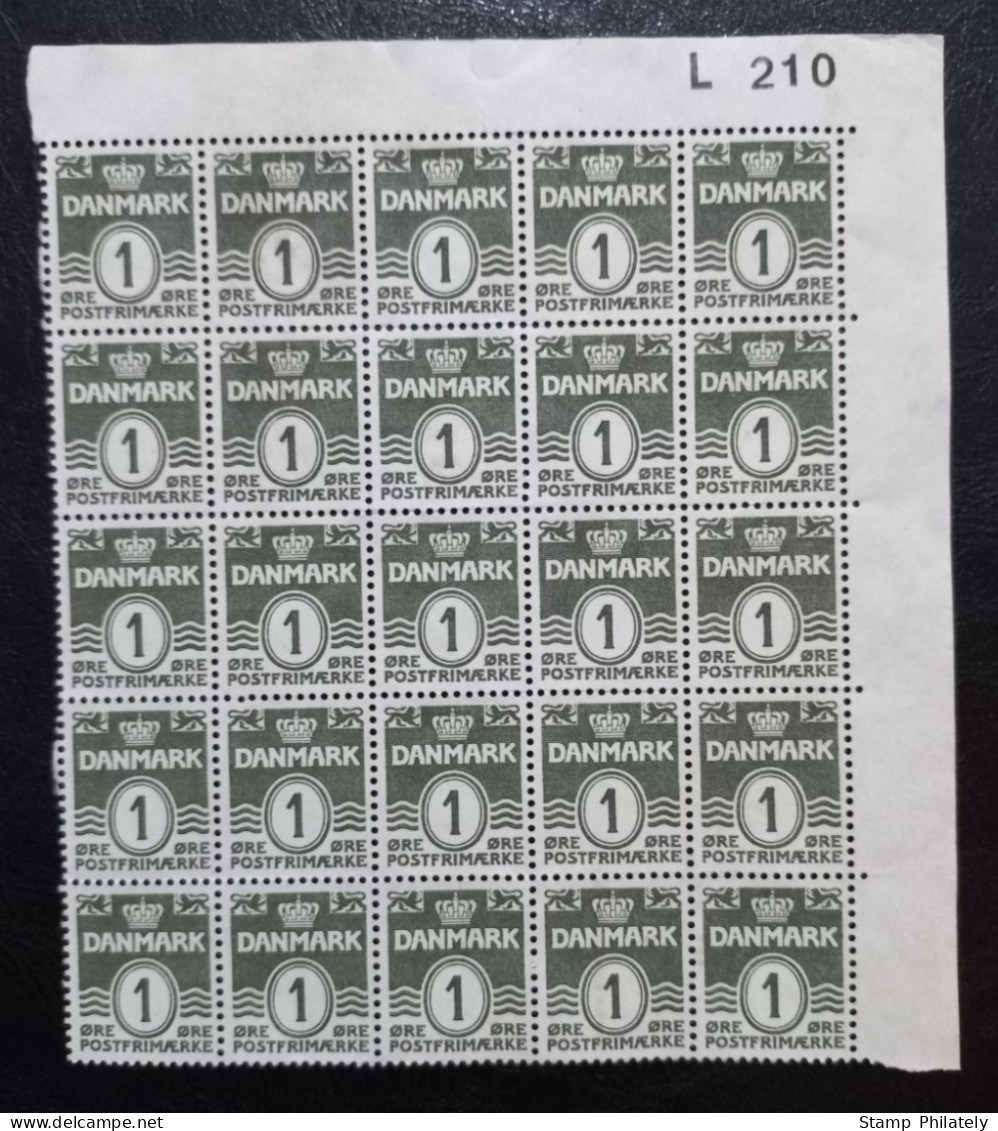 Denmark Wavy Lines Unused Block Stamps Mint No Gum (MNG) - Blocs-feuillets