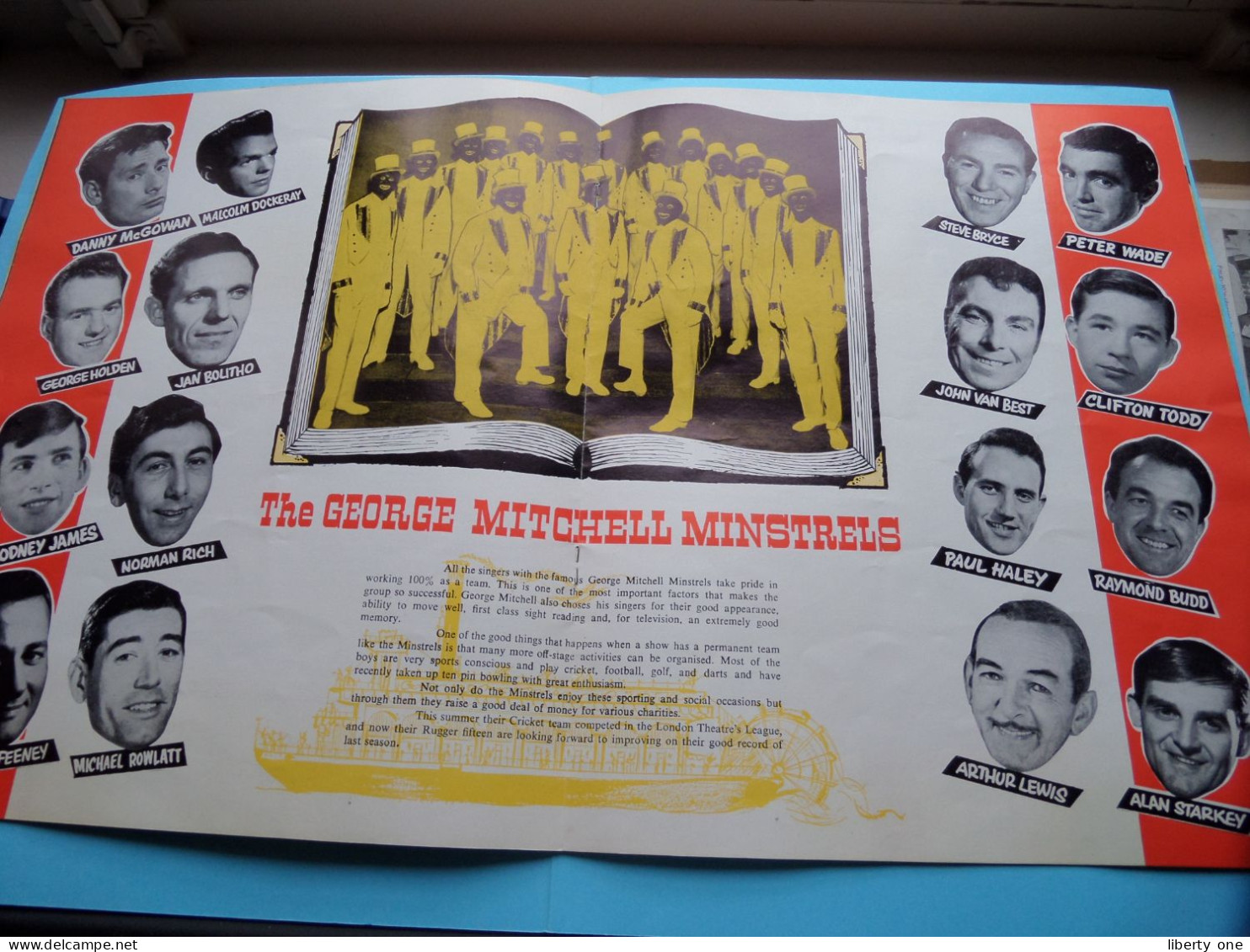 The BLACK & WHITE MINSTREL SHOW > Souvenir Brochure 2'6 ( Robert Luff ) Anno 19?? ( See SCANS of all Pages ) !