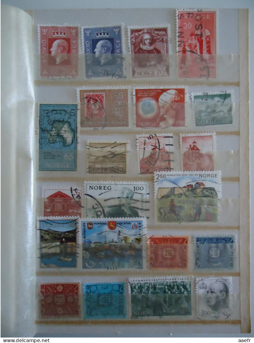 Scandinavie - 436 timbres dans un album - Aland, Danemark, Groenland, Féroé, Finlande, Norvège, Suède