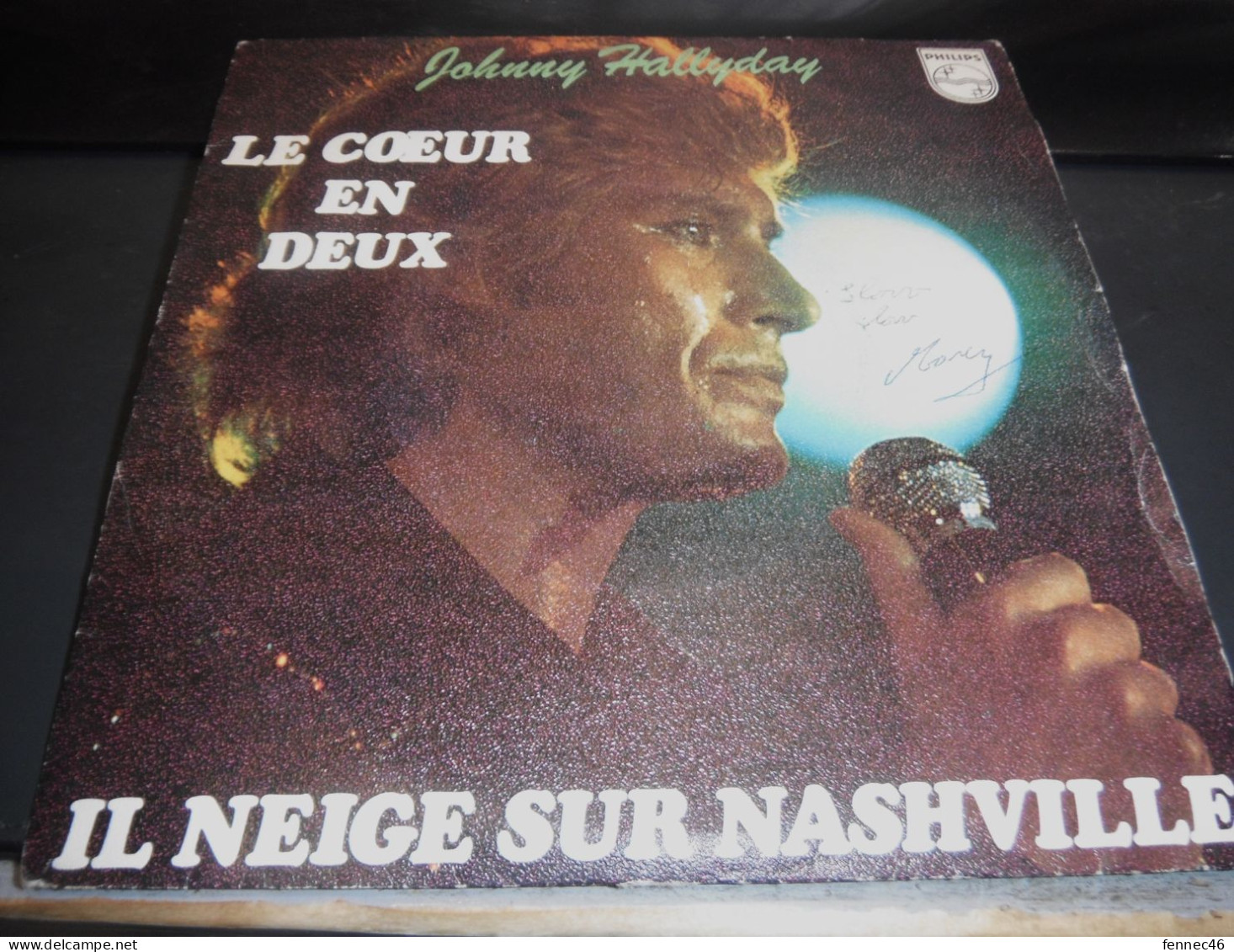 *  (vinyle - 45t) Johnny Hallyday - Le Cœur En Deux / Il Neige Sur Nashville - Altri - Francese