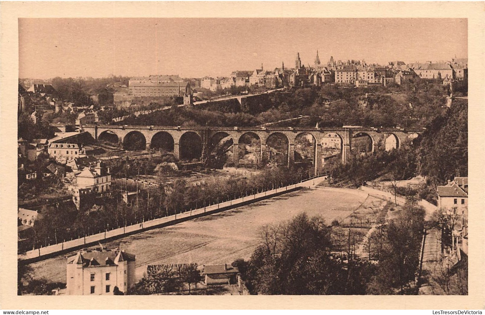 BELGIQUE - Luxembourg - Faubourg De Clausen Et Ville Haute - Vue Au Loin Du Pont - Carte Postale Ancienne - Other & Unclassified