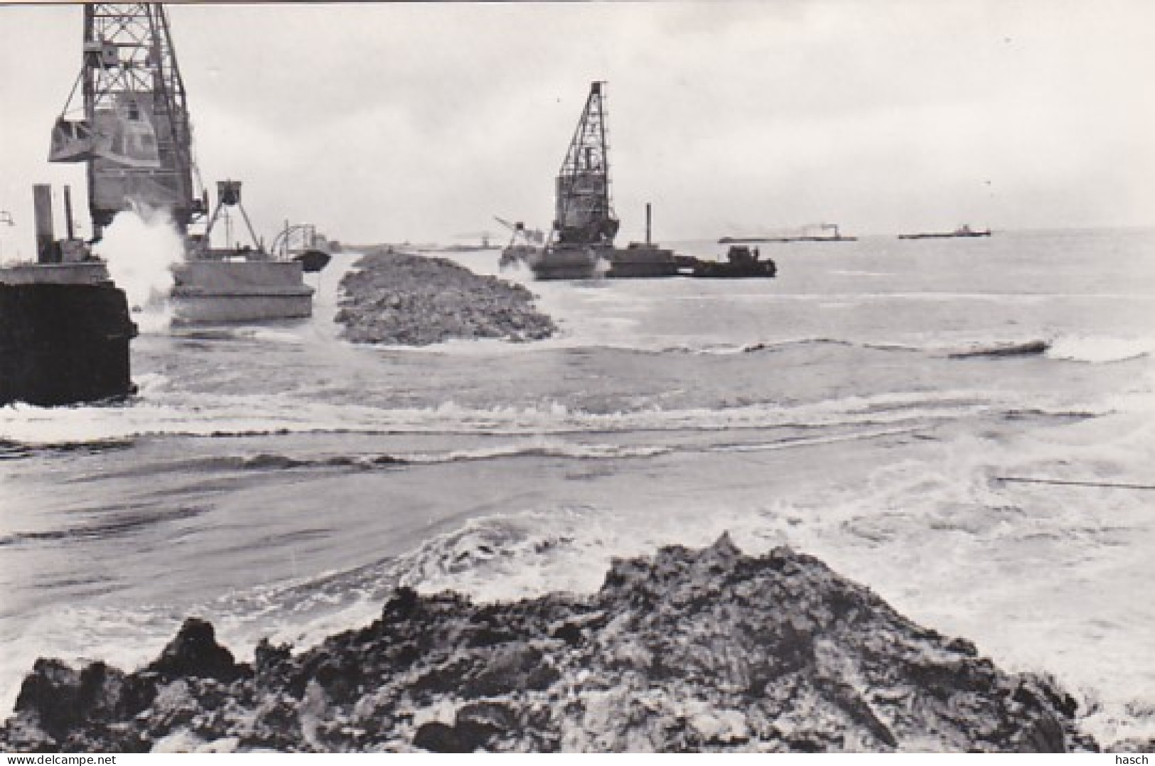 486712Vloedstroom Door Het Sluisgat Vlieter Op 28 Mei 1932.  - Den Oever (& Afsluitdijk)