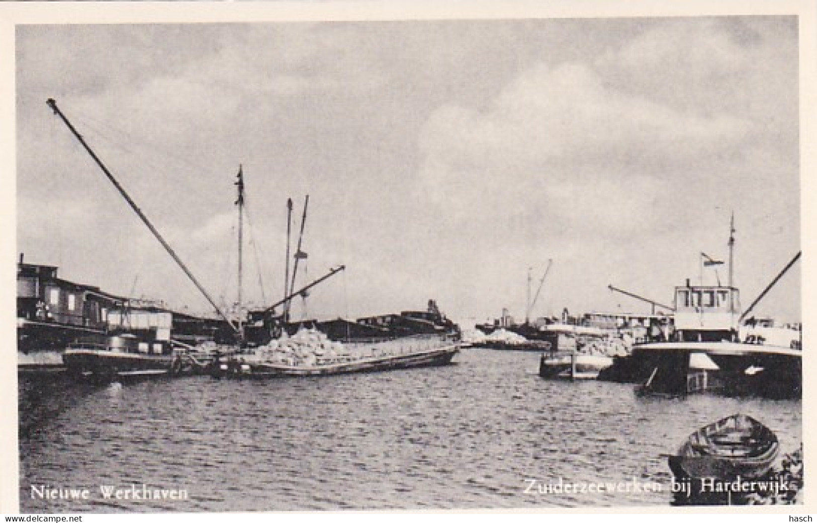 486717Zuiderzeewerken, Bij Harderwijk. Nieuwe Werkhaven.  - Den Oever (& Afsluitdijk)