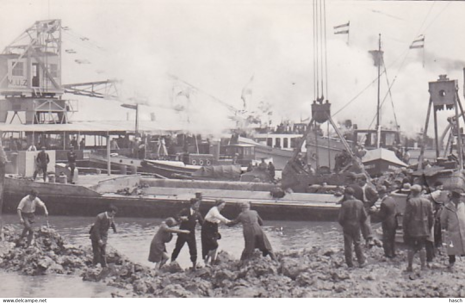 486755Het Juist Gesloten Sluitgat Vlieter Op 28 Mei 1932.  - Den Oever (& Afsluitdijk)