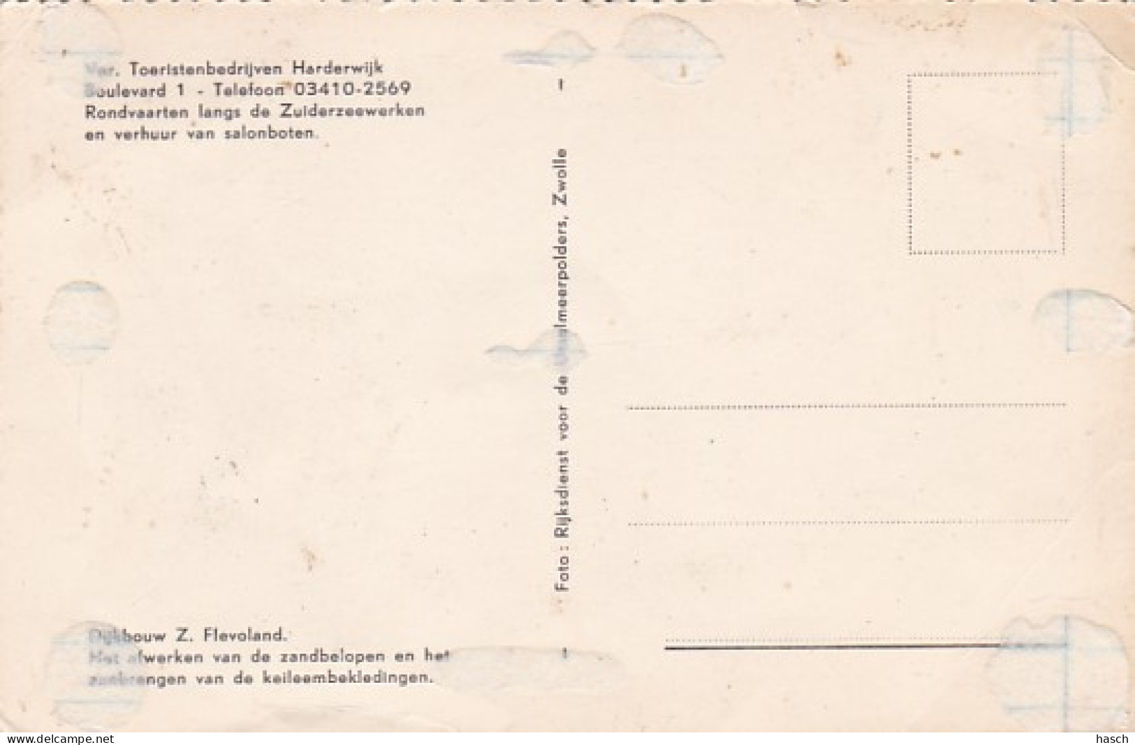 486759Dijkbouw Z. Flevoland. Het Afwerken Van De Zandbelopen En Het Aanbrengen Van De Keileembekledingen. - Den Oever (& Afsluitdijk)