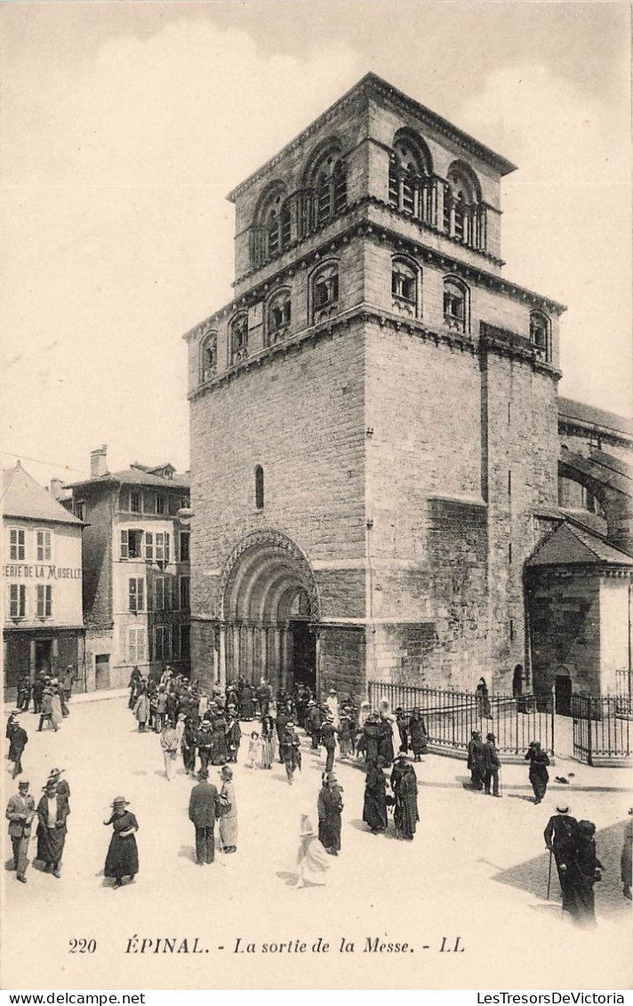 FRANCE - Epinal - Vue Panoramique De La Sortie De La Messe - L L - Animé - Carte Postale Ancienne - Epinal