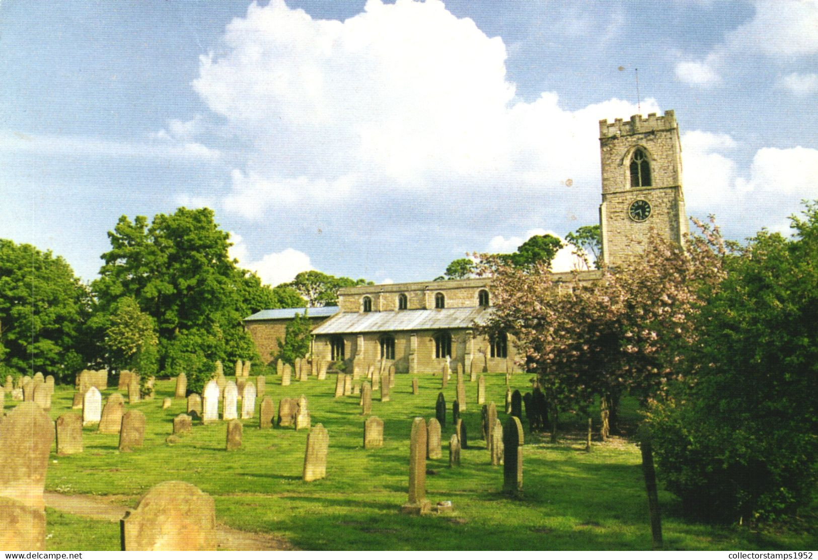 SCOTTER, LINCOLNSHIRE, ST. PETER'S CHURCH, ARCHITECTURE, GRAVEYARD, TOWER WITH CLOCK, ENGLAND, UNITED KINGDOM, POSTCARD - Andere & Zonder Classificatie