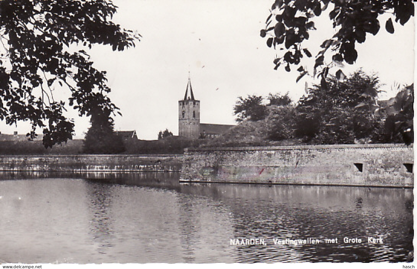 2722	31	Naarden, Vestingwallen Met Naarden, Grote Kerk - Naarden