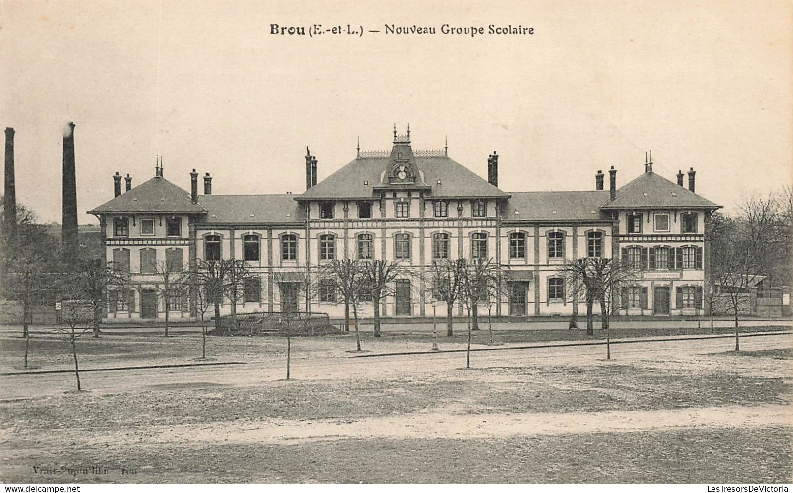FRANCE - Brou - Nouveau Groupe Scolaire - Ecole - Cour - Carte Postale Ancienne - Autres & Non Classés