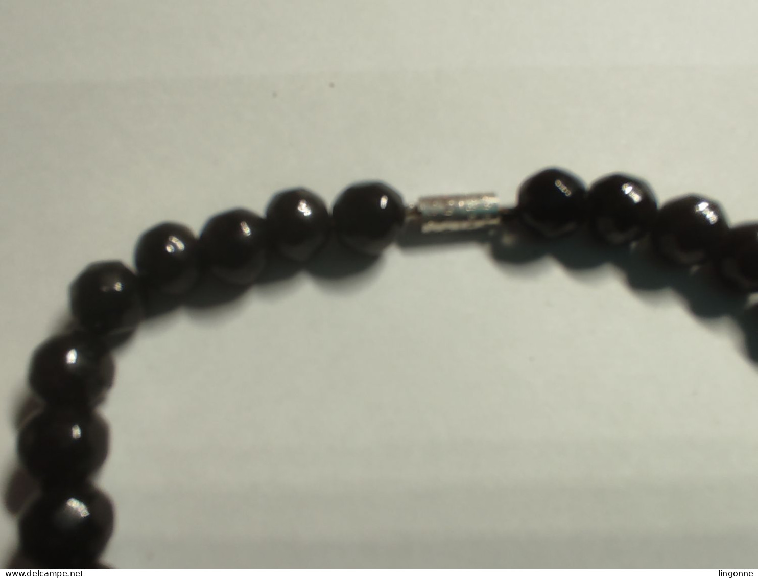 BRACELET FANTAISIE VINTAGE Perles Noires FACETTES Diametre 7 Mm Env Long 30 Cm Env Poids 23 Grammes - Bracciali