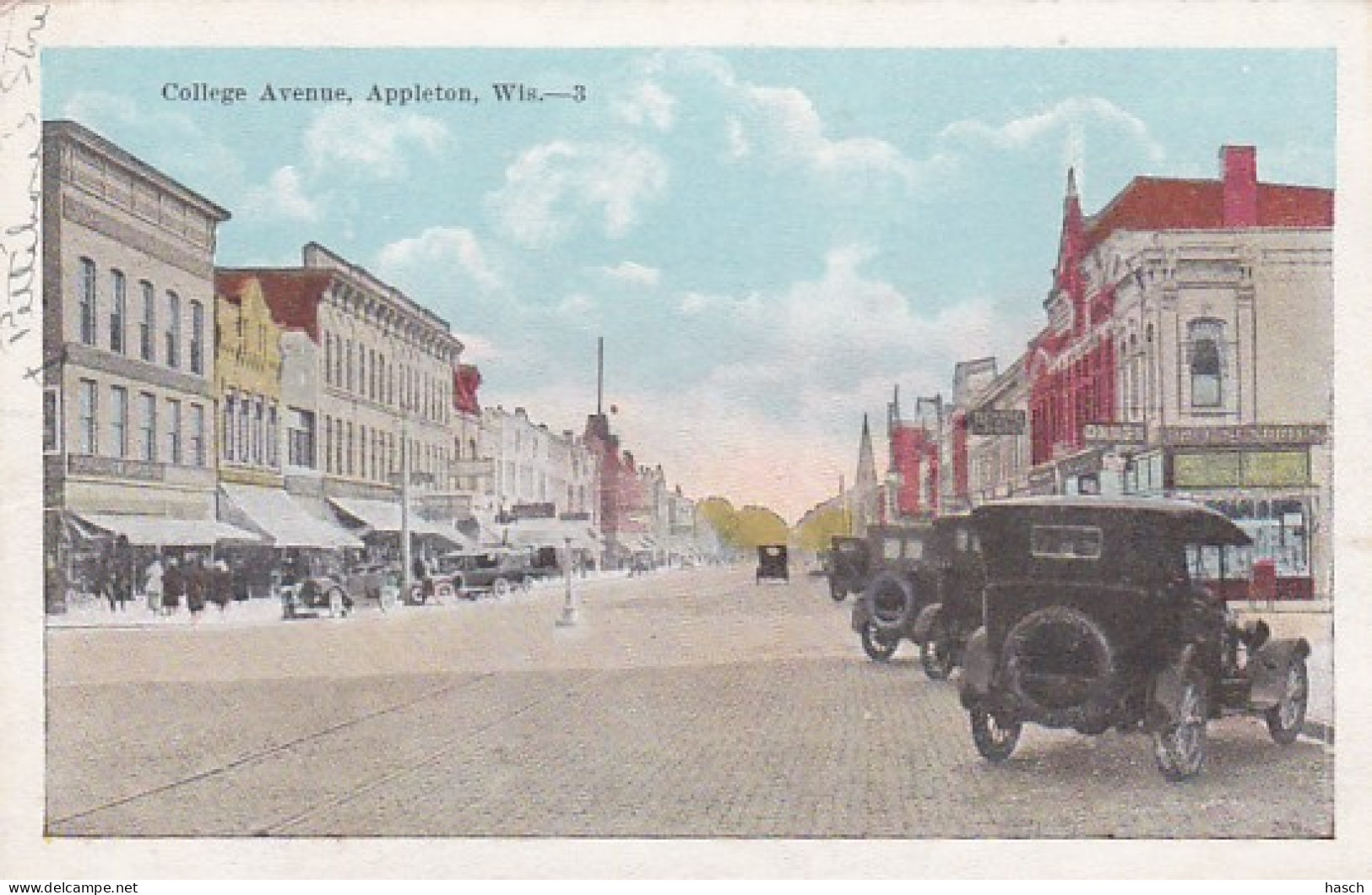 2767	54	Appleton, College Avenue (With Old Cars)(Little Crease See Back) - Appleton